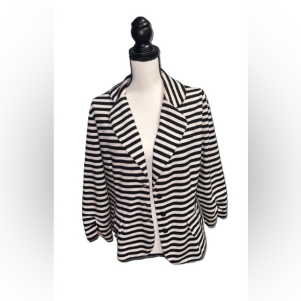 Black and white stripe button jackets